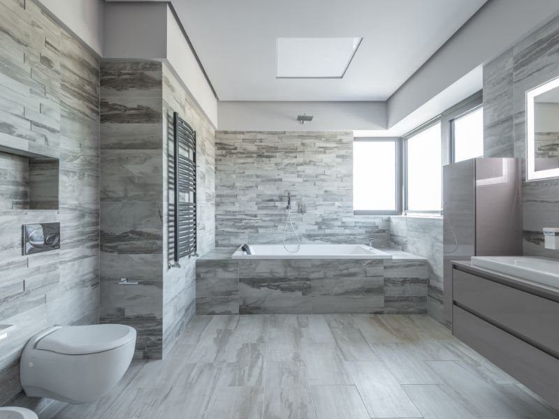 Bathroom Remodeling Luxury Showers & Bathtubs
